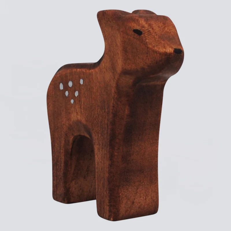 Holzwald Holzfigur Hirschkalb