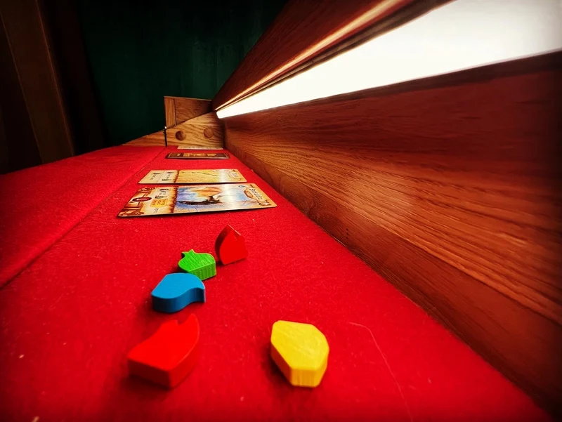 MISSION Premium – Board Game Table