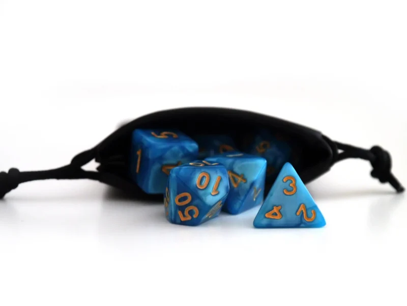 7-teiliges RPG Würfelset Pearl: Azur/Gold