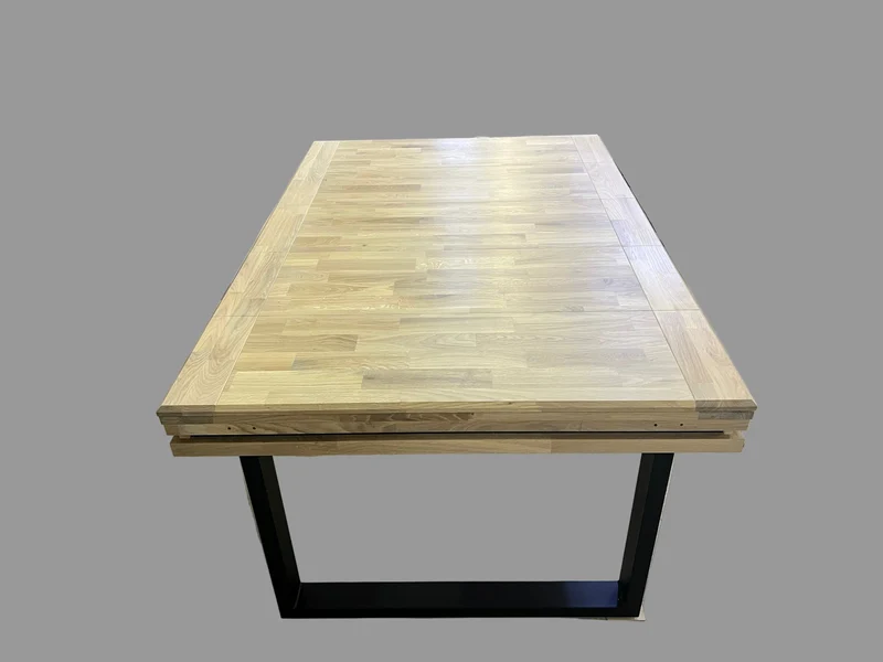 SIMPLE 2.0 – Board Game Table