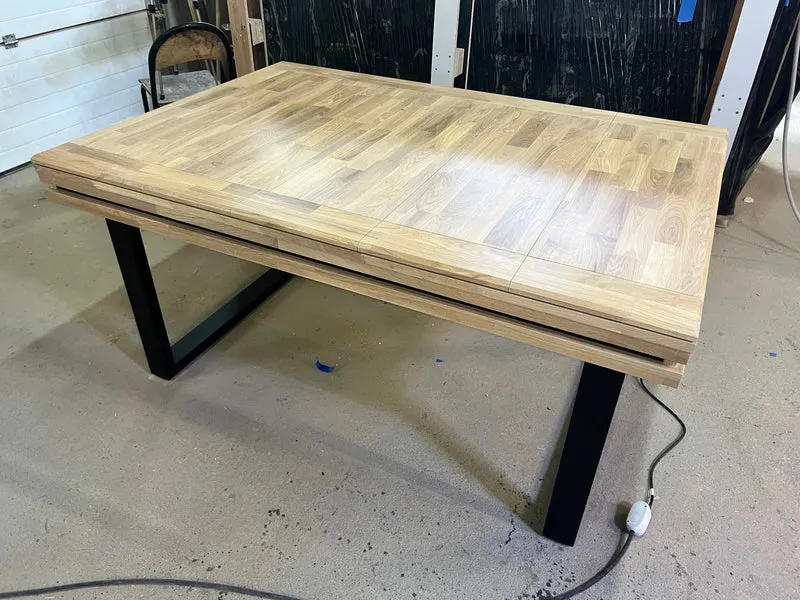 SIMPLE 2.0 – Board Game Table