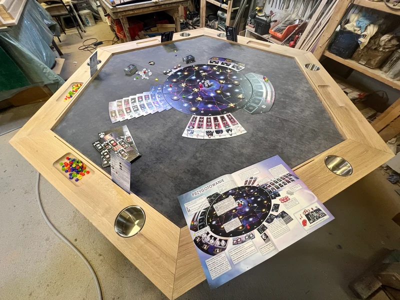 RAID HEX – Hexagonal Tabletop Overlay / Optional Stand-Alone Table
