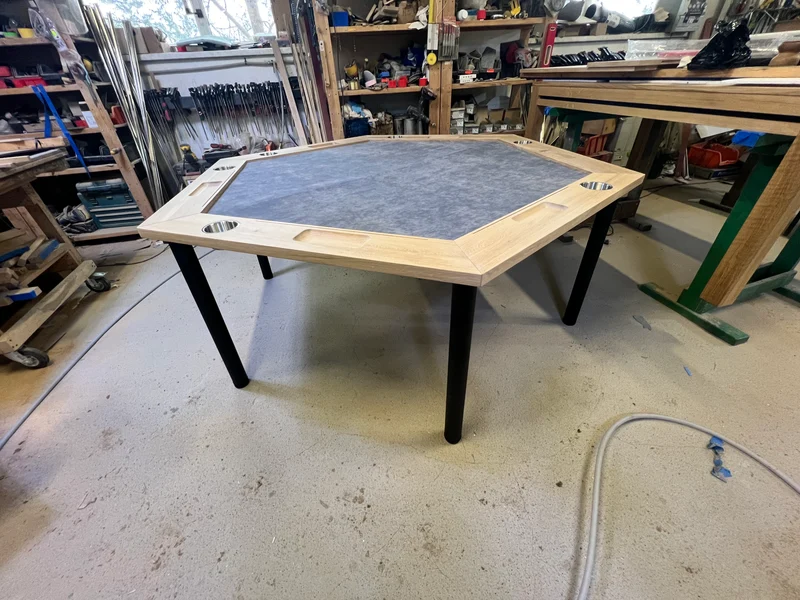 RAID HEX – Hexagonal Tabletop Overlay / Optional Stand-Alone Table