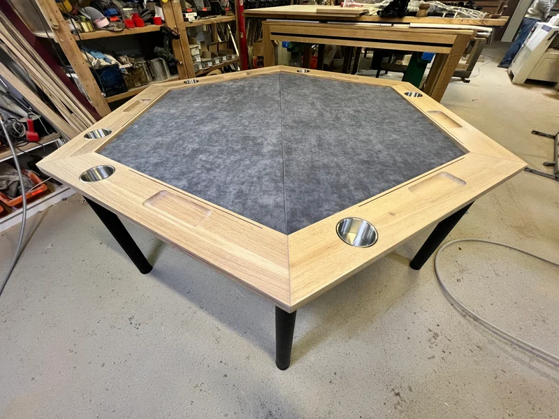 RAID HEX – Hexagonal Tabletop Overlay / Optional Stand-Alone Table