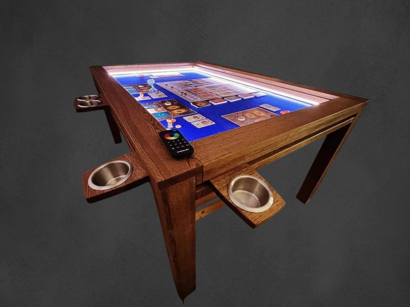 SIMPLE – Board Game Table