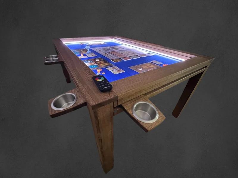 SIMPLE – Board Game Table