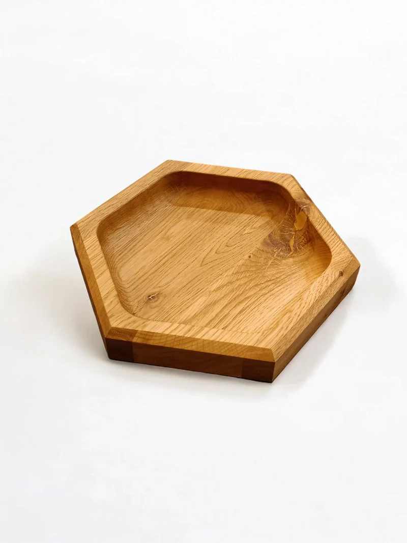 Oak Hex Bowl – Token Organizer