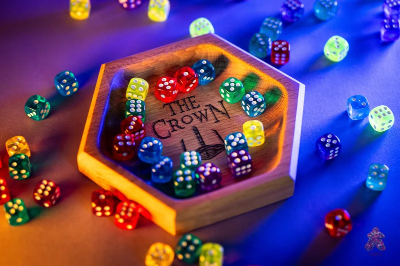 Oak Hex Bowl – Token Organizer