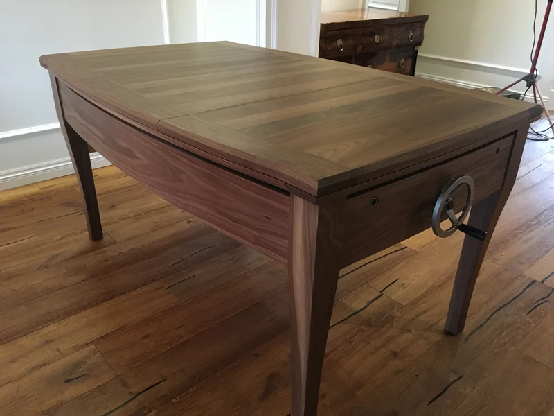 SIDGE – American Walnut Board Game Table