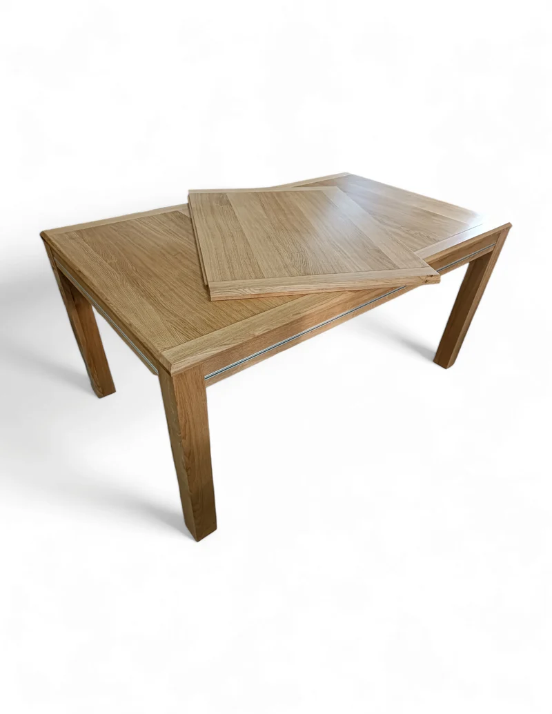 VENTURE – Extendable Board Game Table