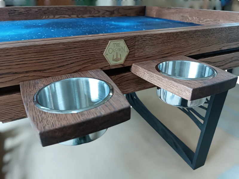 WANDER – Board Game Table