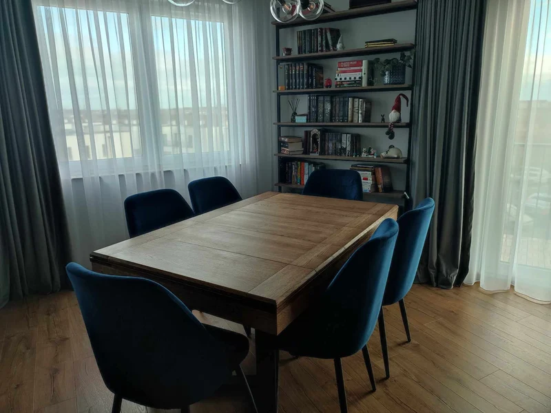 SOJOURN 2.0 – Board Game Table