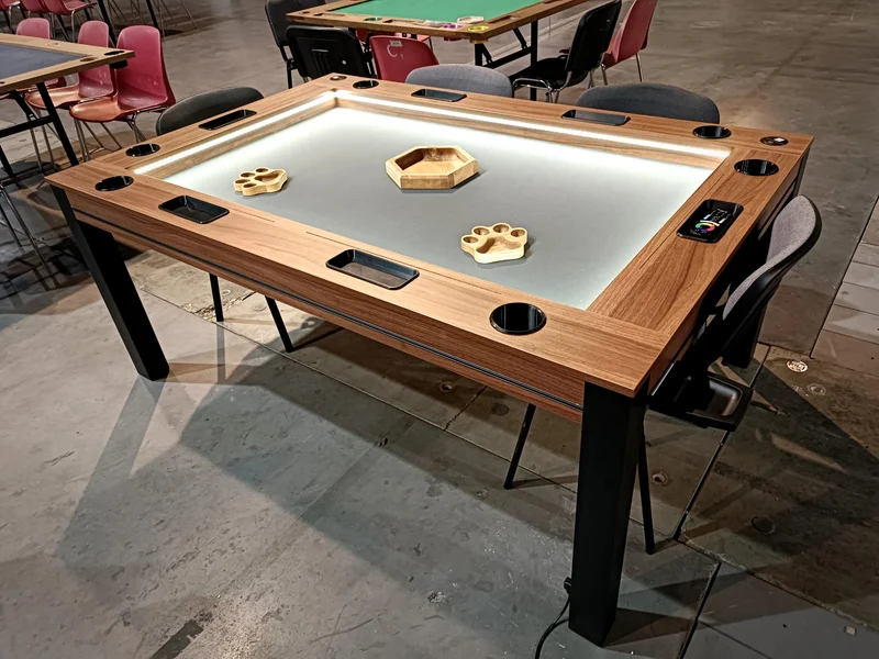 RAMBLE – Affordable Board Game Table