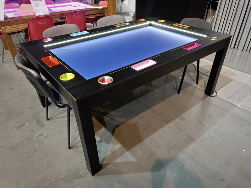 RAMBLE – Affordable Board Game Table