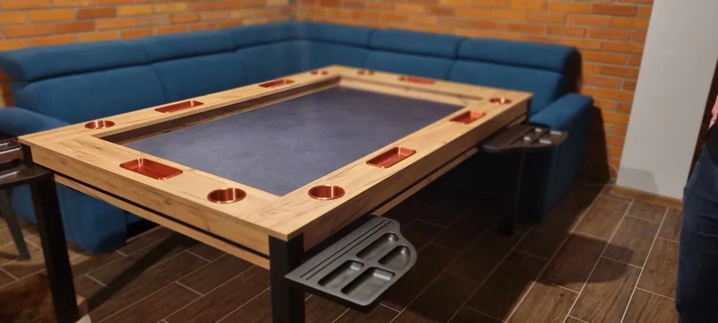 RAMBLE – Affordable Board Game Table